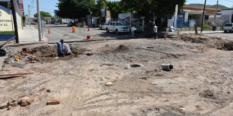 Crucero de Juárez y Aburto permanecerá cerrado en próximos días por obras de pavimentación