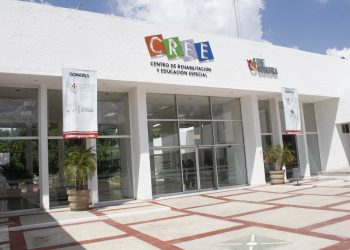 Suspende CREE atención presencial por periodo vacacional