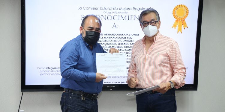 Reconocen a integrantes del Comité de Simplificación de Alto Impacto