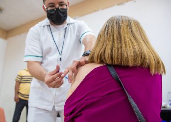 Se han aplicado 45 mil 856 dosis de AstraZeneca contra COVID-19 a personas de 30-39 años en Hermosillo