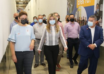 Anuncian nueva inversión de la empresa Younger Optics Pitam en Sonora