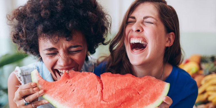 Descubre los 10 beneficios de la risa