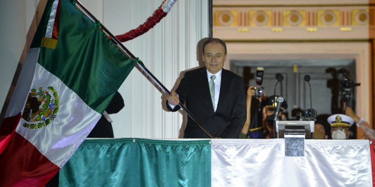 Gobernador Alfonso Durazo da primer Grito de Independencia