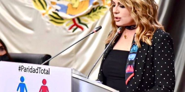 Presenta Diputada iniciativa dirigida a garantizar paridad de género y remuneración