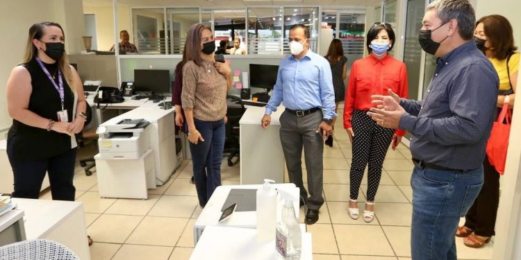 Titular de la SEC Sonora exhorta a trabajadores a hacer equipo por la educación