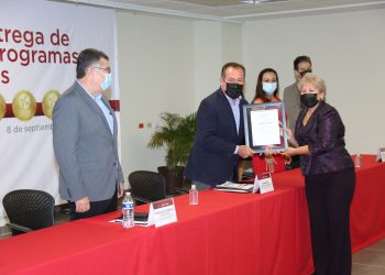 Reciben acreditación de programas educativos escuelas Normales de Sonora