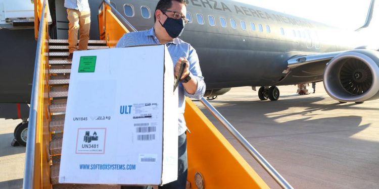 Llegan a Sonora segundas dosis contra COVID-19 de Pfizer para Hermosillo