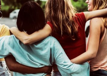 ¿Qué es la sororidad y por qué vivirla?