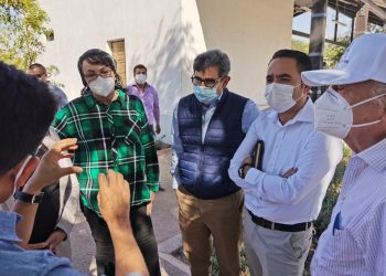 En seguimiento a las acciones del Plan de Justicia Yaqui, se reúnen Secretarios y autoridades tradicionales