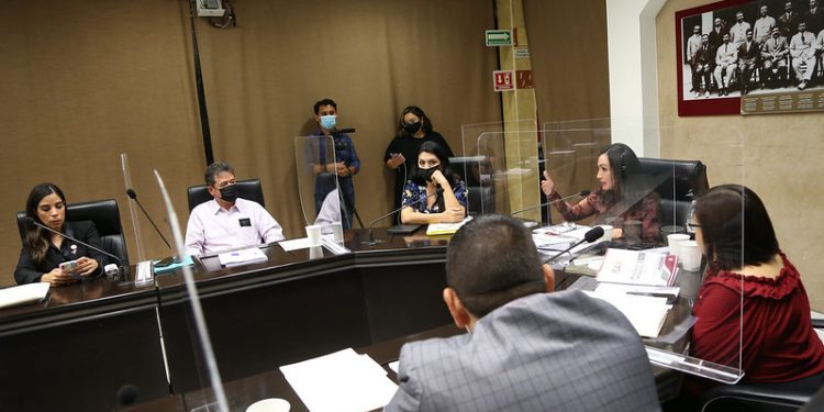 Analizan diputados informes de resultados de la cuenta pública estatal y de municipios