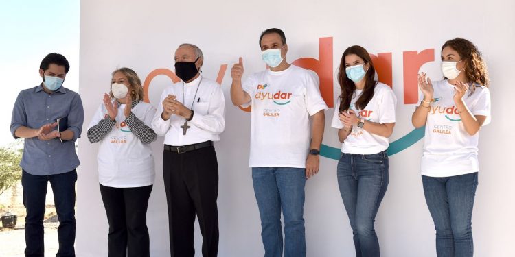 Encabeza DIF Hermosillo la jornada “AyuDar”, en la que se apoyó a más de 100 personas en situación de calle