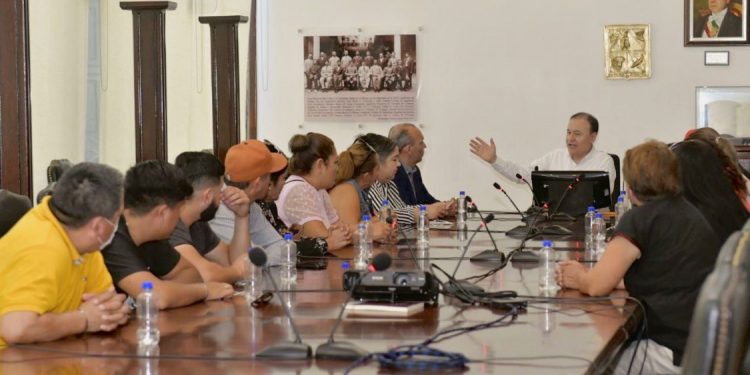 Se reunió Alfonso Durazo con líderes sociales del Movimiento Libre Tránsito