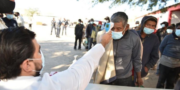 De manera voluntaria, gratuita y segura ayuda DIF Hermosillo a personas en situación de calle a regresa a su lugar de origen