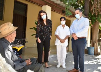 Buscan incorporar al Asilo de Ancianos Juan Pablo Segundo al programa “Peso Solar”