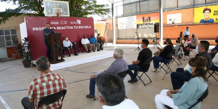 No podemos permitir el abandono de las escuelas nunca más: Aarón Grageda