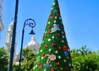 Alrededor de 700 adornos navideños se instalarán en bulevares y espacios de convivencia