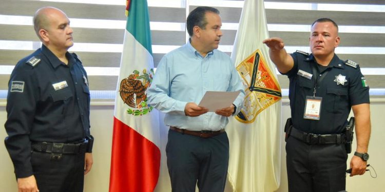 Nuevo Comisario Jefe de Policía Preventiva y Tránsito de Hermosillo rinde protesta