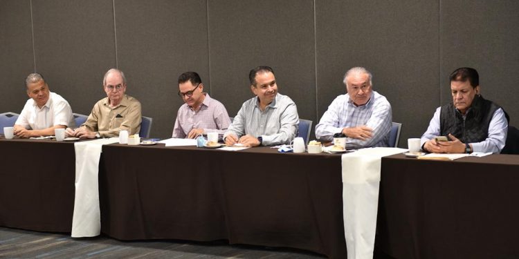 Nuestro objetivo es lograr un gobierno que haga más y que cueste menos a los ciudadanos: Antonio Astiazarán