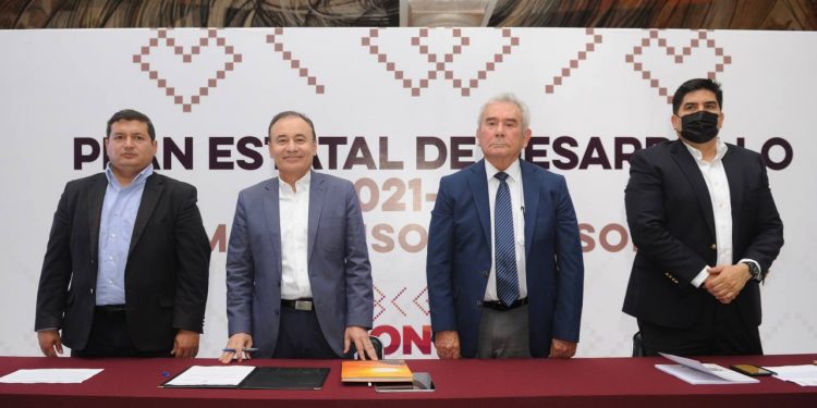 Debemos hacer un trabajo de planeación trianual en ayuntamientos y sexenal en el caso del Gobierno del Estado: Alfonso Durazo