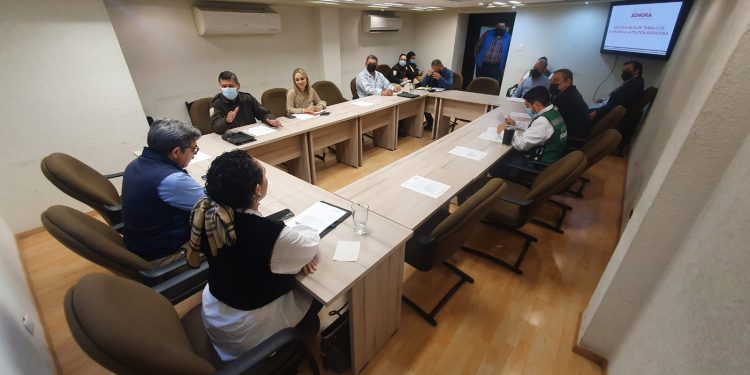 Afinarán refugios temporales para migrantes en Nogales