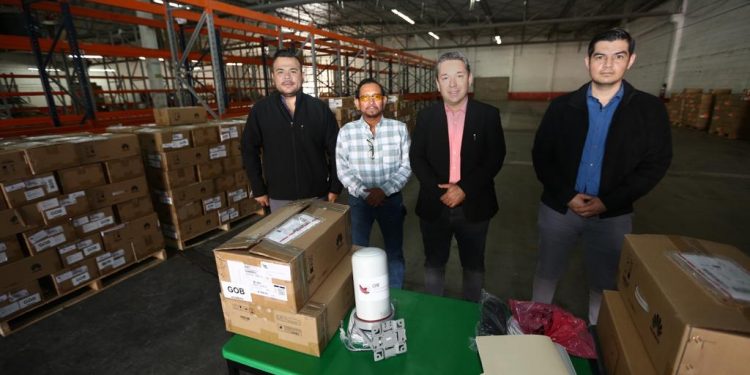 Recibe SEC equipamiento tecnológico