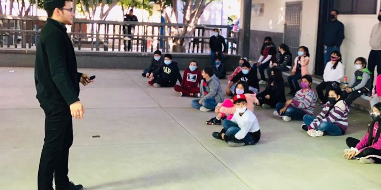 Ponen en marcha la campaña “Trucha con mi Escuela” para prevenir robos