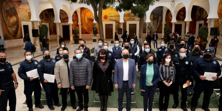 Que el próximo año todos los policías municipales y estatales tengan la preparación en el tema de Salva