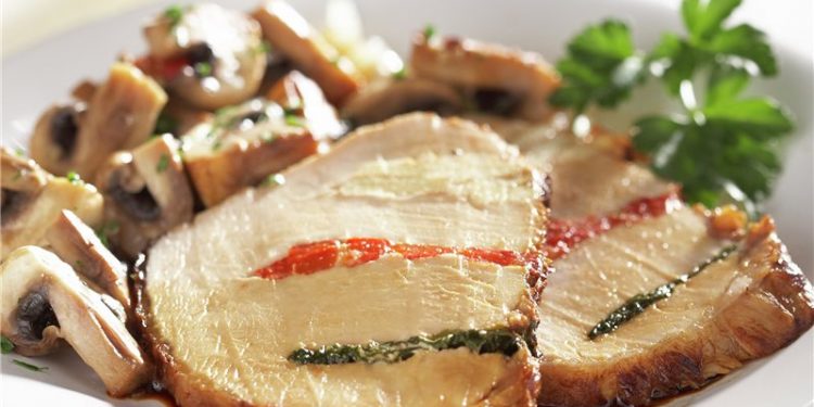 Lomo relleno de pimiento y espinacas