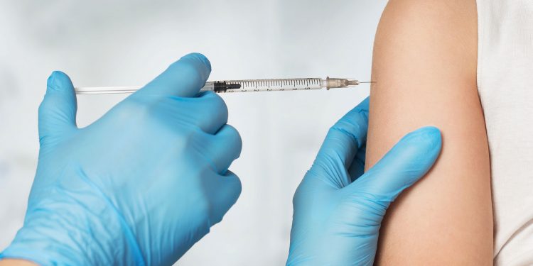 Llaman a vacunarse y detectar síntomas de influenza estacional