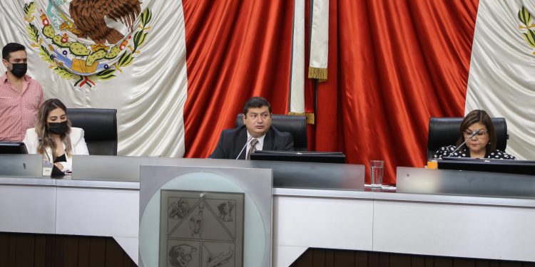 Integrantes de la Diputación Permanente aprueba exhortos