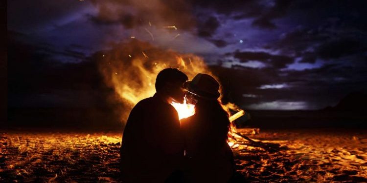 Beneficios de las citas románticas al menos una vez al mes, según expertos