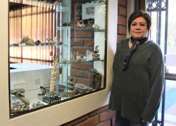 Geóloga Guadalupe Yeomans fue reconocida por la AIMMGM Distrito Sonora por su gran aportación al sector