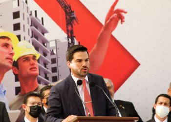 Rinde protesta Jorge Aguirre Robles como presidente de CMIC Sonora