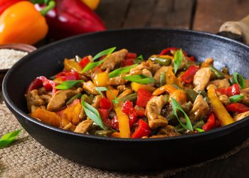 Wok de Pollo y Vegetales