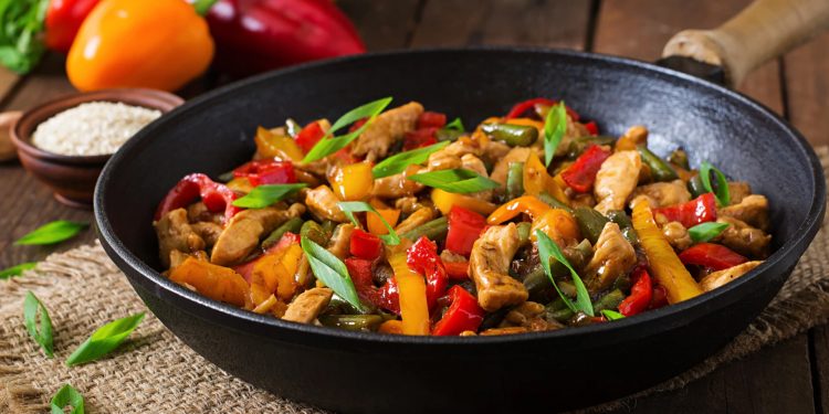 Wok de Pollo y Vegetales