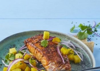 Pescado con salsa de achiote