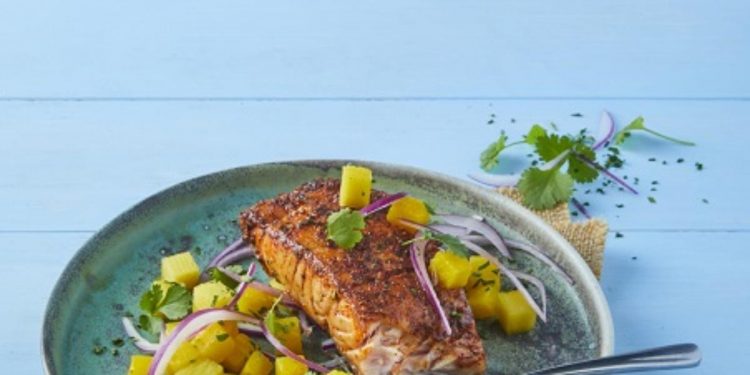 Pescado con salsa de achiote