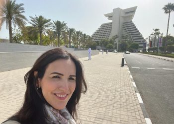 Qatar invita a empresaria sonorense a compartir ideas