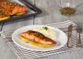 Salmón con mantequilla de cilantro