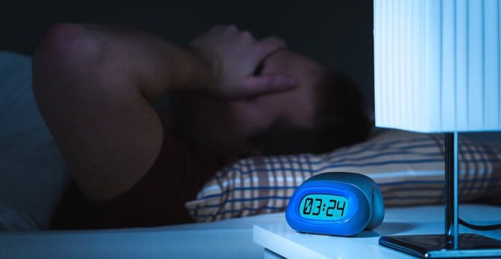 ¿A qué se debe el insomnio?