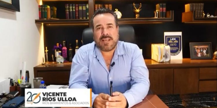 ¿Por qué vía optan los empleados en asuntos legales?