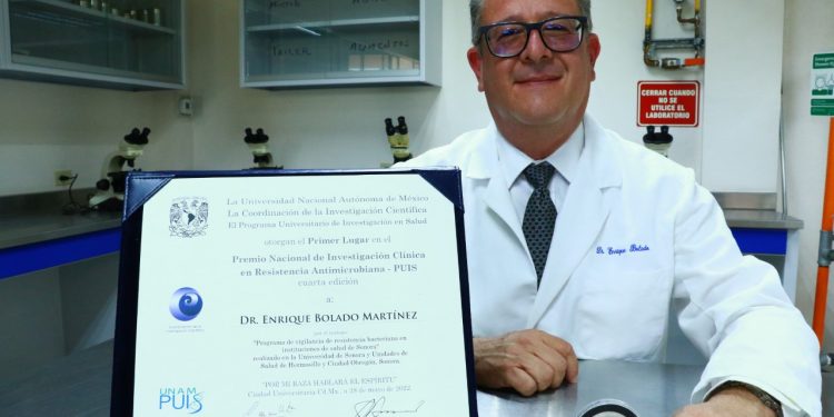 Investigación encabezada por el académico Enrique Bolado Martínez, recibe premio nacional