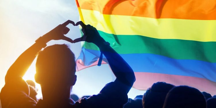 El significado de los colores de la bandera LGBT+