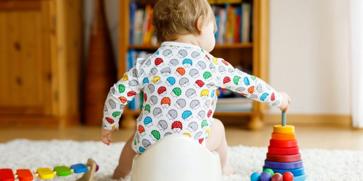 La popó de tu bebé te habla