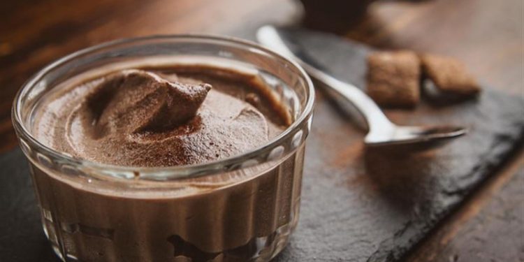 Cómo hacer mousse de chocolate light