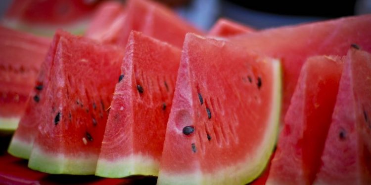 Semillas de sandía: el superalimento que estuvo frente a ti siempre