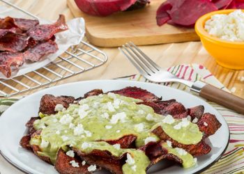 Chilaquiles de betabel