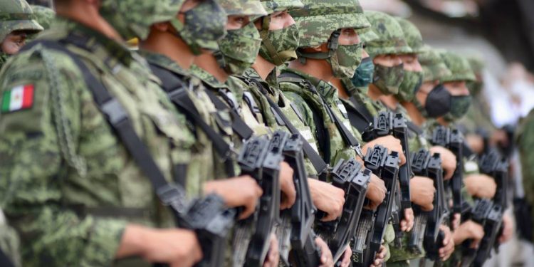 Militarización del país, un peligro para las mujeres