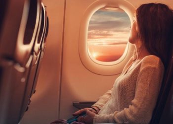 Si vas a viajar, cuidado este es el peor asiento en un avión, azafata comparte este y otros datos interesantes