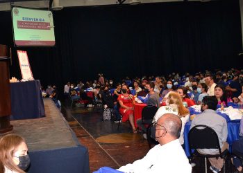 Dan bienvenida a estudiantes Unison de comunidades indígenas de Sonora